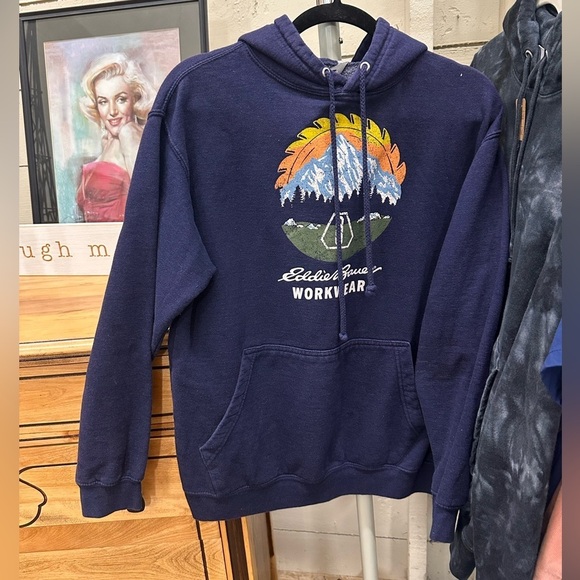 Eddie Bauer Other - Eddie Bauer navy blue design print hoodie men’s medium